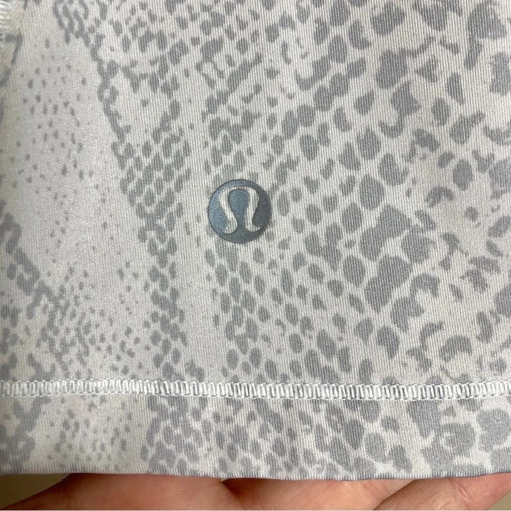 Lululemon Mesh With Me Tank Desert Snake White Silver Fox / White